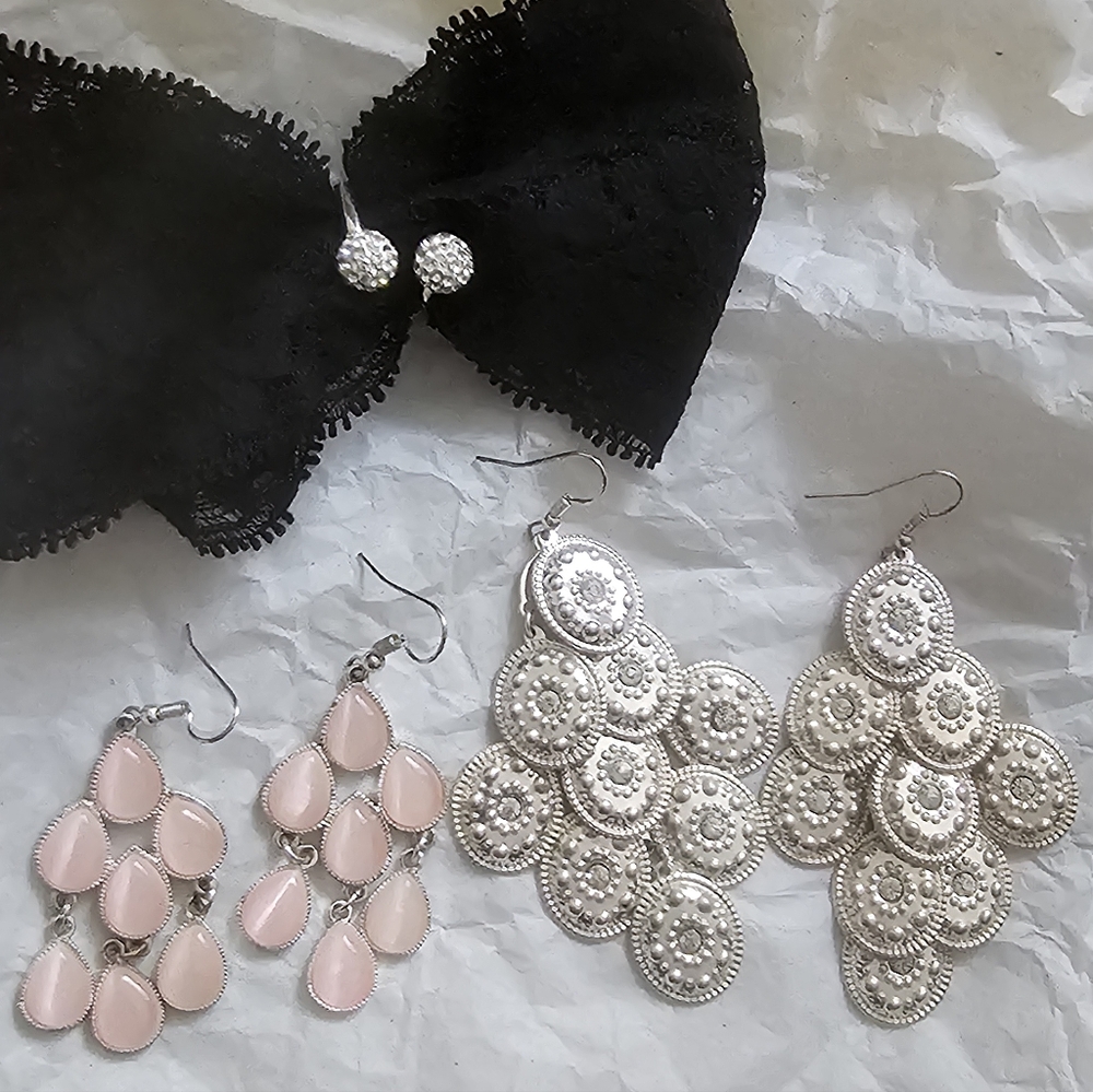 Free w/another purchase. Chandelier Earings Bundle